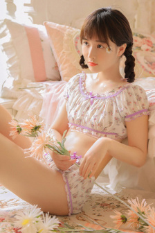 人妻